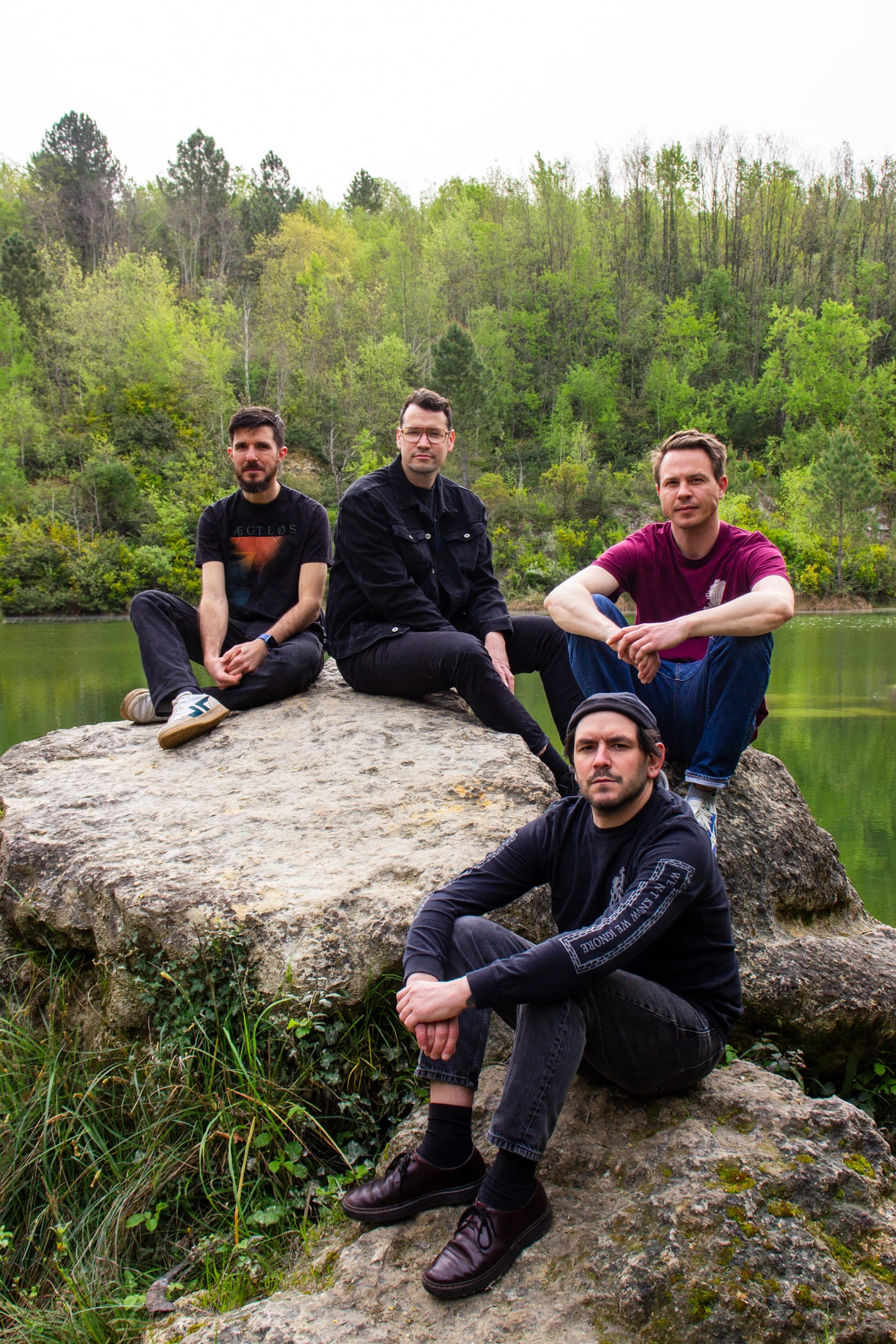 Bordeaux screamo band SOLITONE return after eight years with a politically sharpened new EP “Le champ des possibles” 6 Solitone