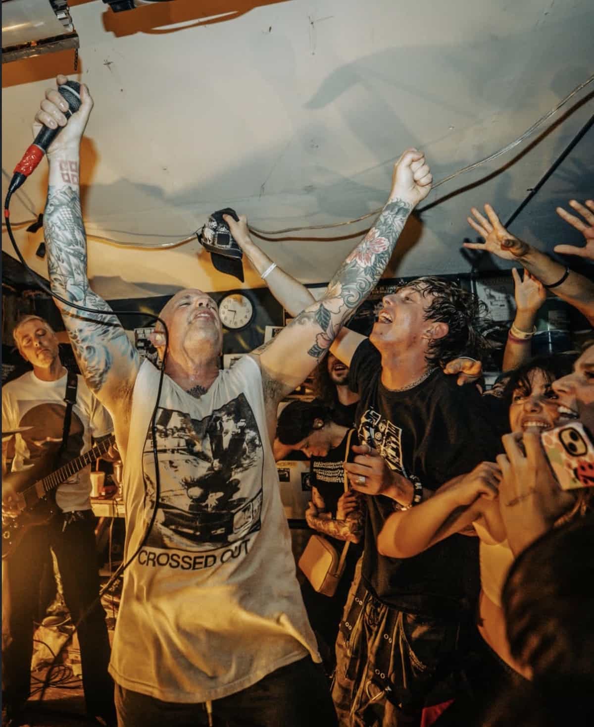Endless Fest gathers 26 bands across three generations of NYC hardcore to benefit ABC No Rio 3 Saetia, by ๐๐๐๐ค๐ฒ ๐๐ข๐๐ข๐ ๐ฅ๐ข๐จ (@yourethenight)