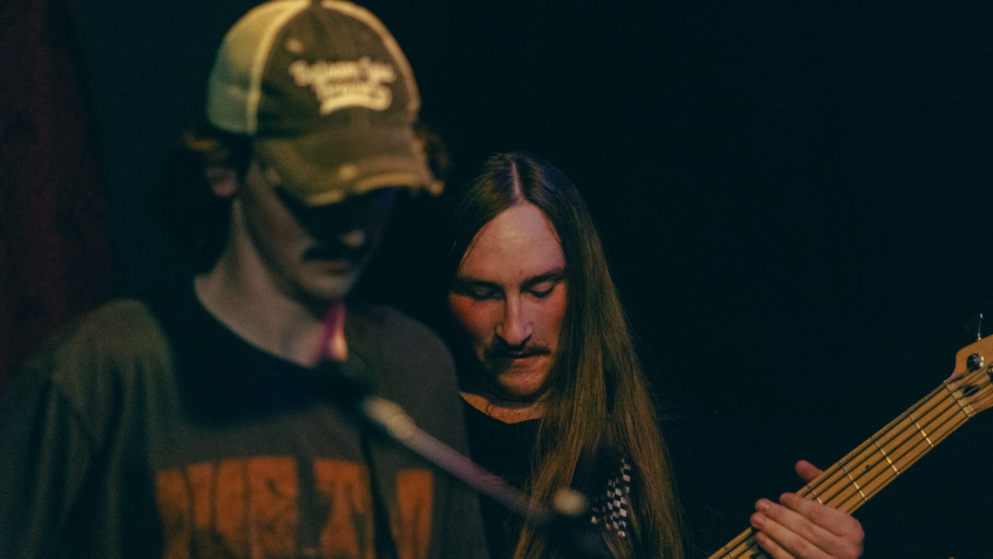 bratlash walk through their debut EP, discuss power, transmutation, an all-femme production chain, and staying off Spotify 10 Bratlash @ O'Brien's