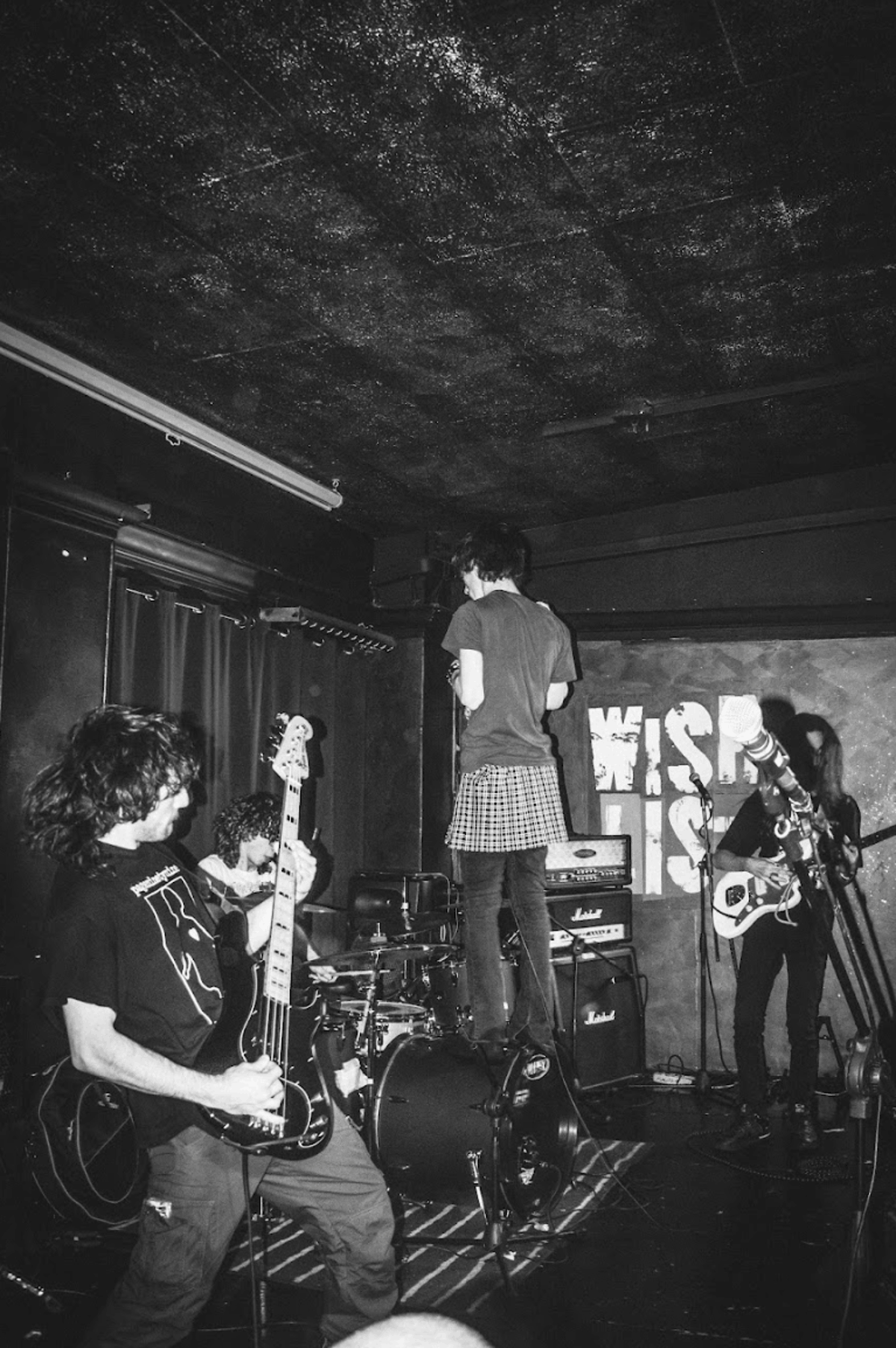 Inside THE END OF IMPACT fest 2026 - an interview with Cady, Shooting Daggers, Víbora, L'Idylle, Laurie Bird and Lumière 10 Laurie Bird - Edoardo Amadeo