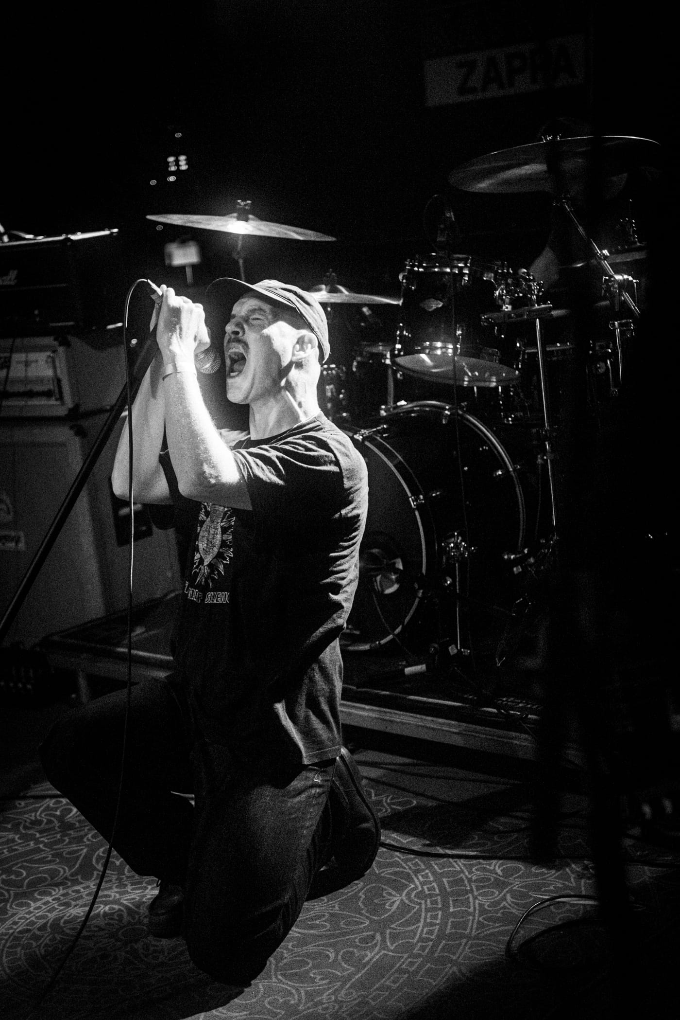 Belgian post-hardcore band WRONG MAN discuss their Deathwish debut "Here's That Feeling" 10 WRONG MAN live, Weemoed
