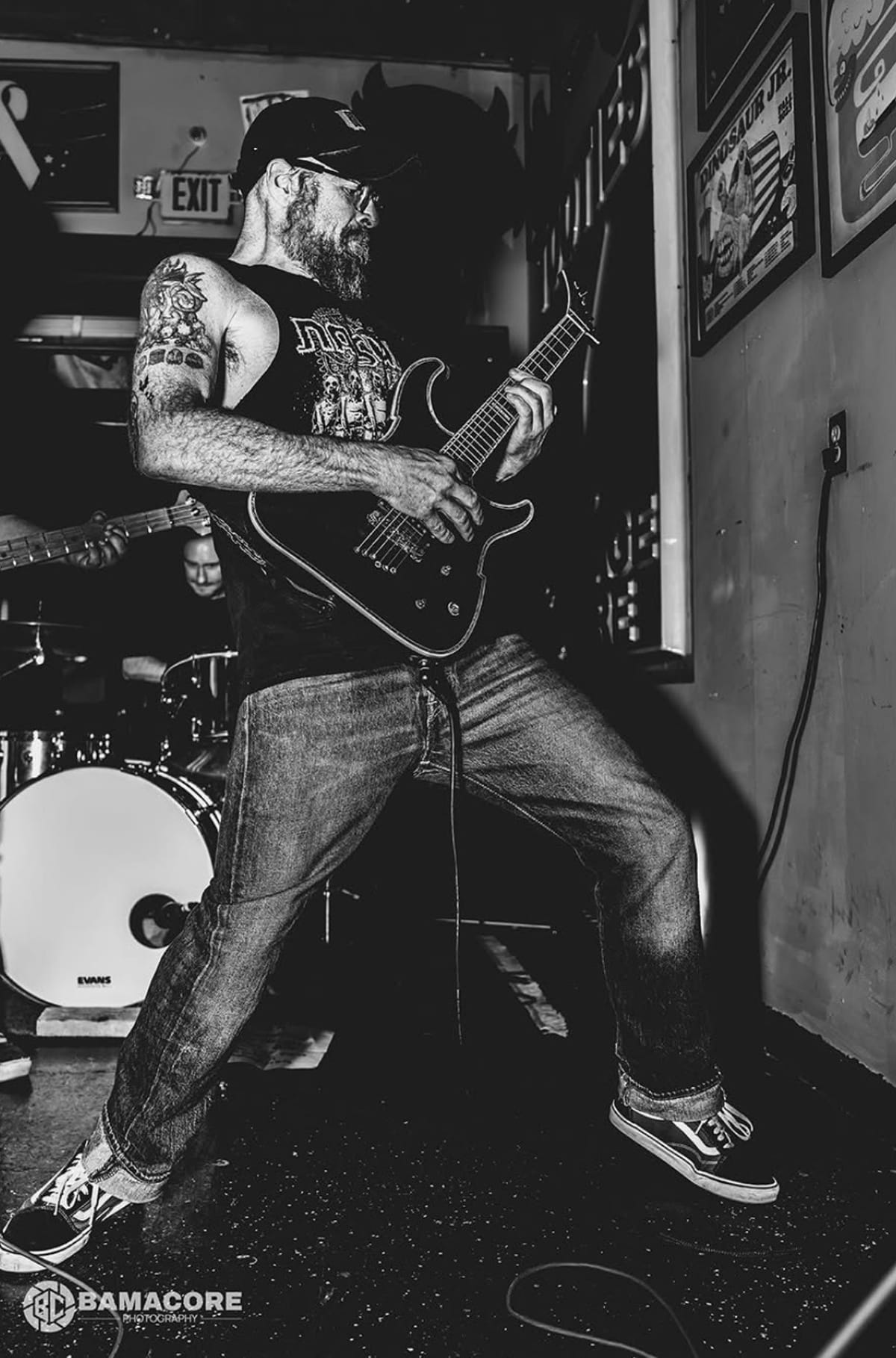 FOLLOWING SEAS reconnect after twenty years for a self-titled Birmingham hardcore EP 1 Following Seas