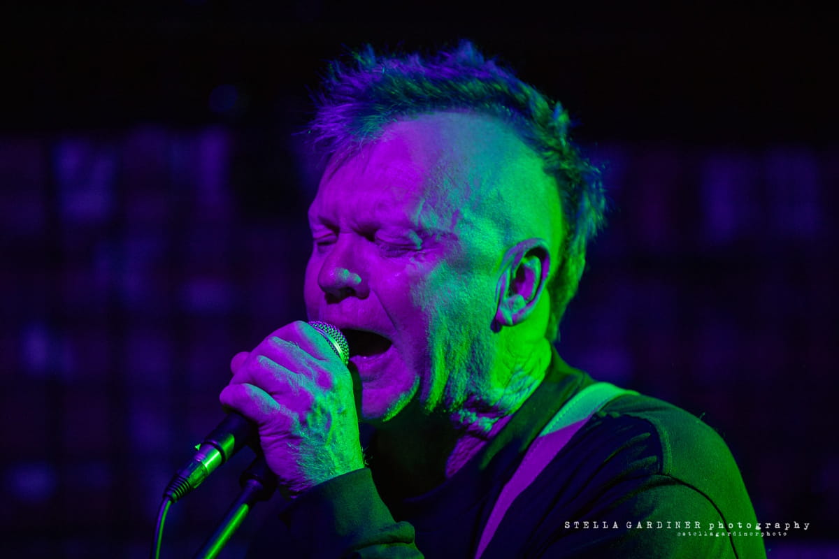 Thirty-five years later, New Zealand noise rock vets LUNG are still pulling their own songs apart 5 Lung, by Stella Gardiner Photography