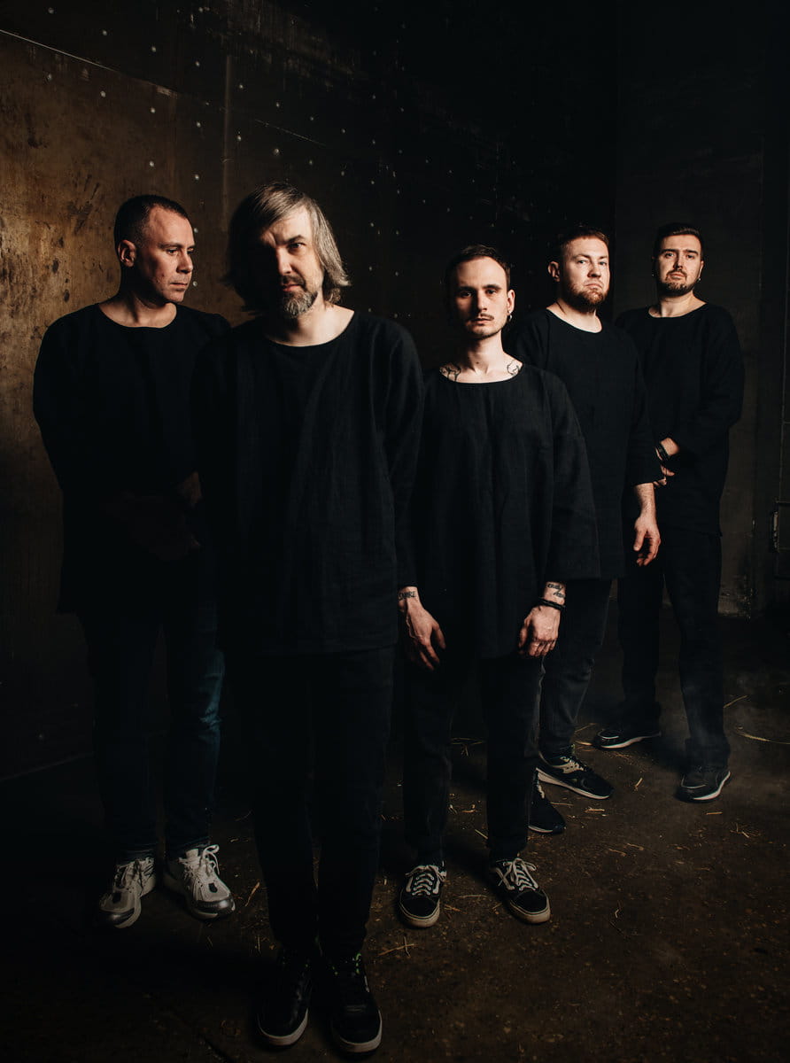 Moscow screamo band сплошь (SPLOSH) discuss new song "град", shared rehearsal spaces and the bands they came from 4 splosh / сплошь