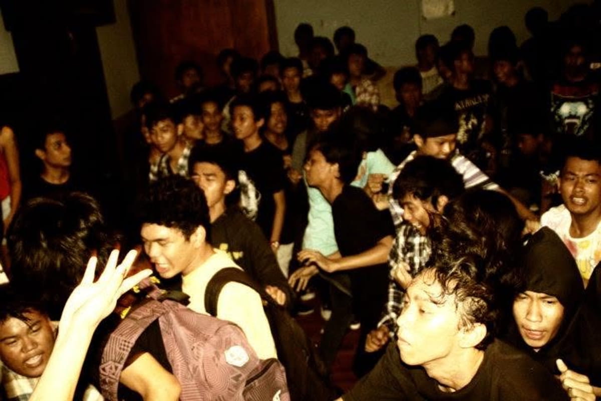 MY DEATH DIARY lost the masters, kept the songs, and found their way back into Jakarta emo 8 My Death Diary, 2011