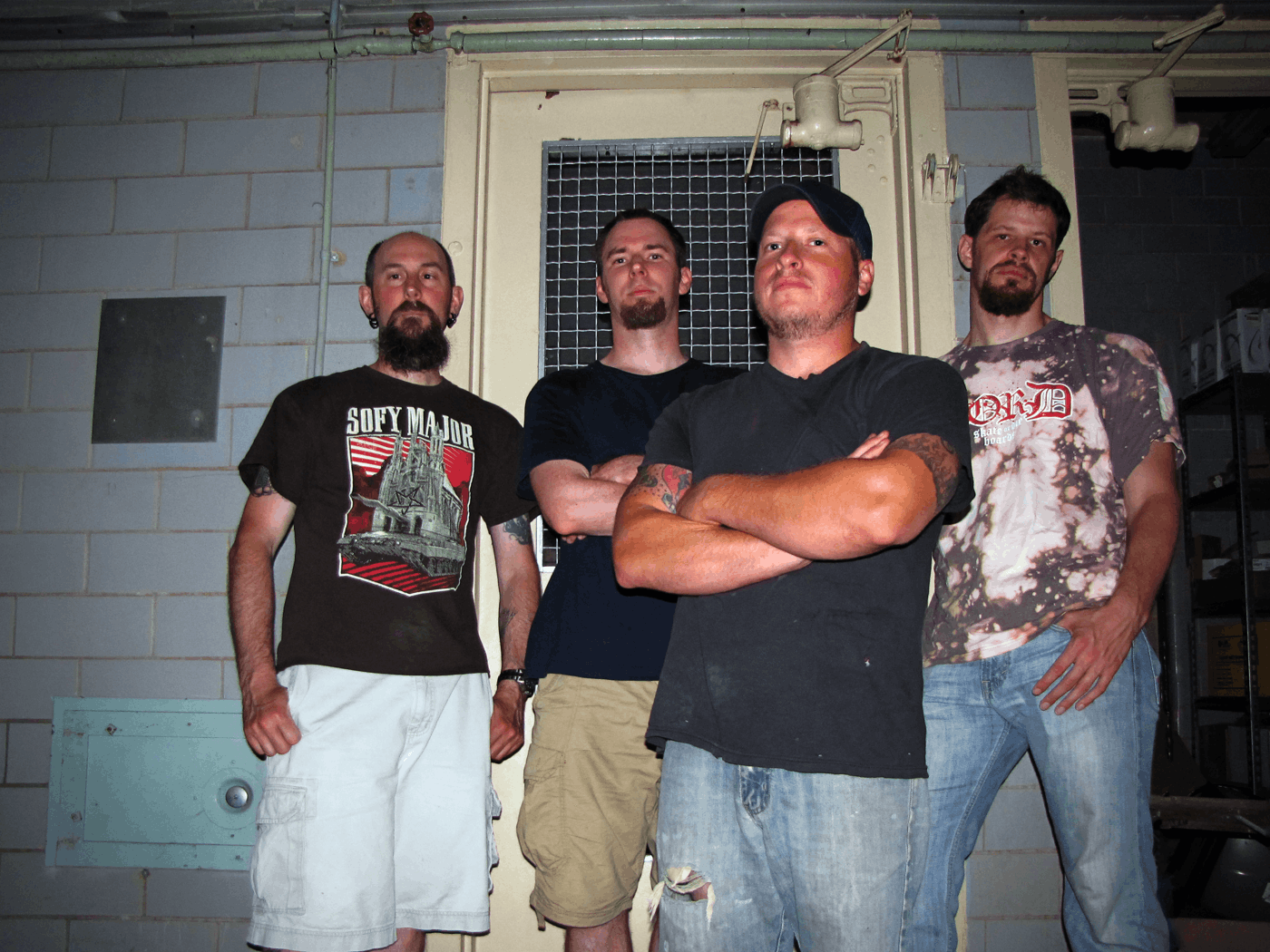 Sludge/hardcore band CHIMPGRINDER trace "Parachute Malfunction" back to Johnsville's former animal testing wing 6 chimpgrinder