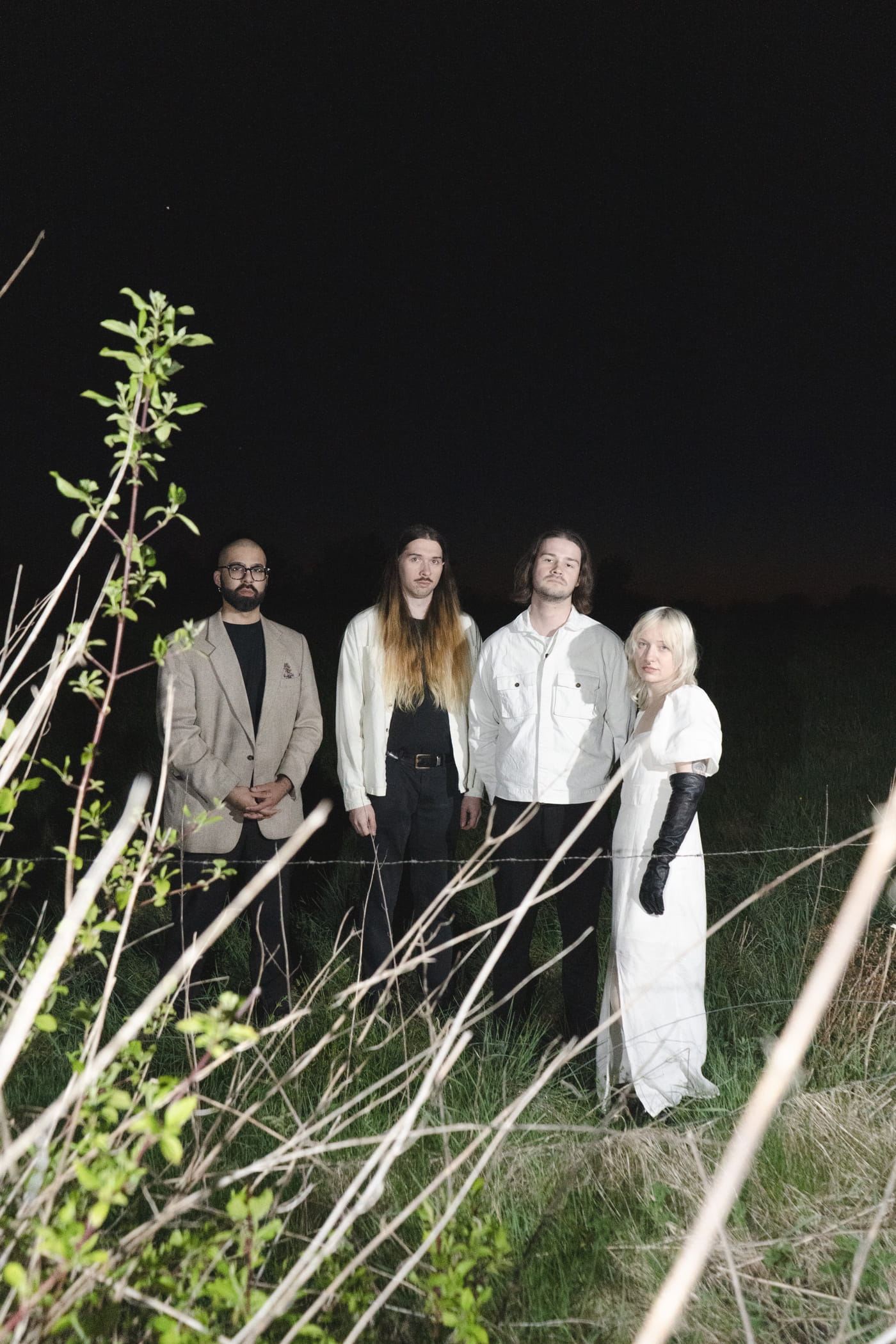 Friendship budgets, Jungian psychology and years of Dortmund DIY shows - behind the scenes of "Chrysopoeia" by MORAL BOMBING 1 Moral Bombing, by Katharina Schffr, @katharina_schffr