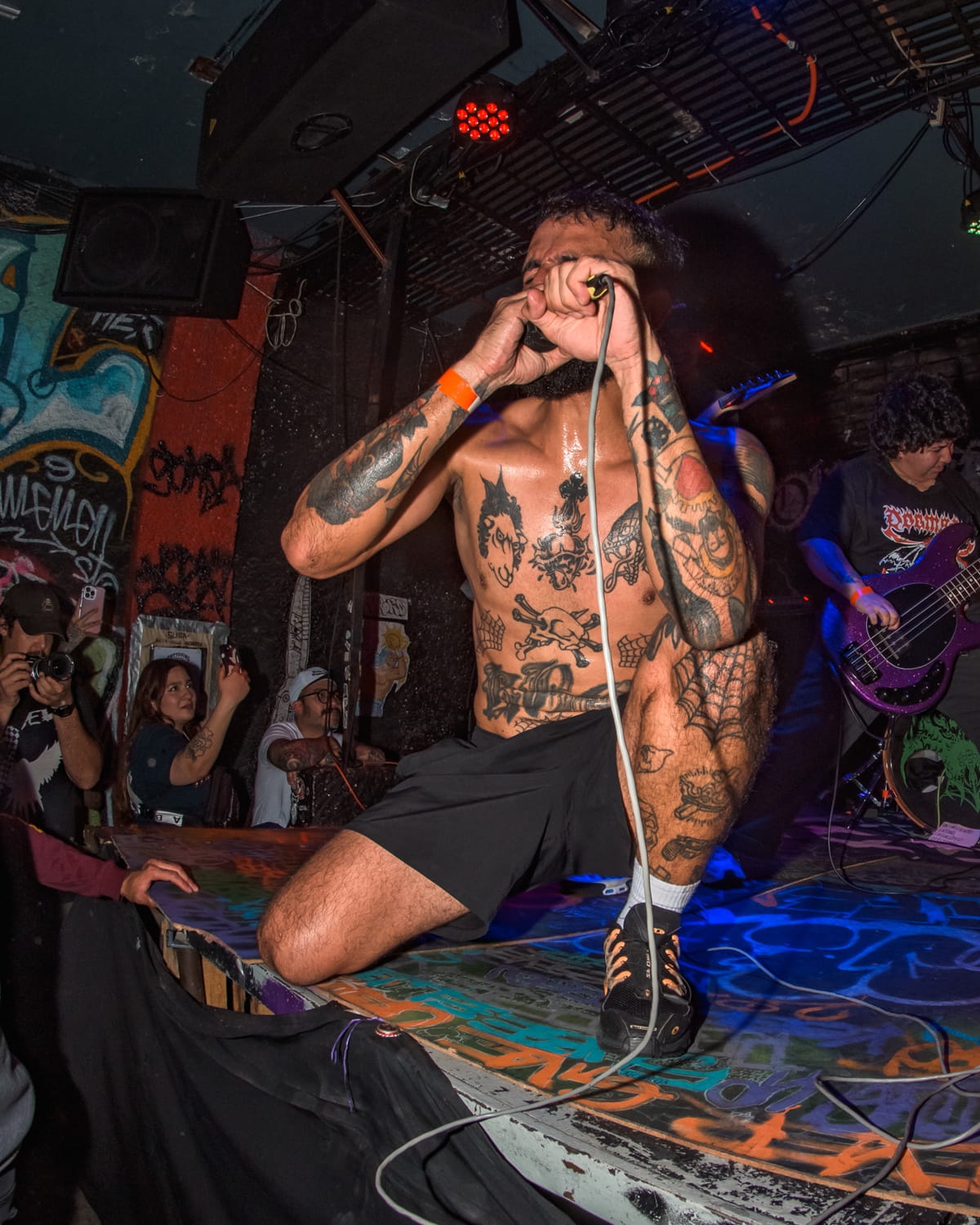 Madrid Latin hardcore band FIRSTLINE carry migration, family memory and life between countries into wild wild new EP "TRIBU" 2 FIRSTLINE live