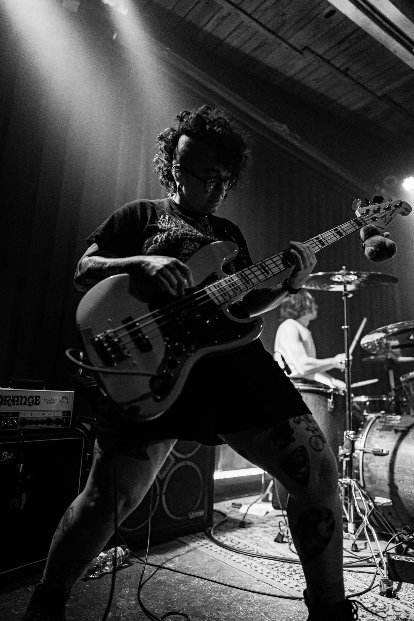 Berlin's LA HAINE pack tom-heavy hardcore, abrasive screams and sudden softer melody into striking 18 minutes on"Spilling Raw" 6 La Haine at Neue Zukunft, by Leandro Solagna @leandrosolagna