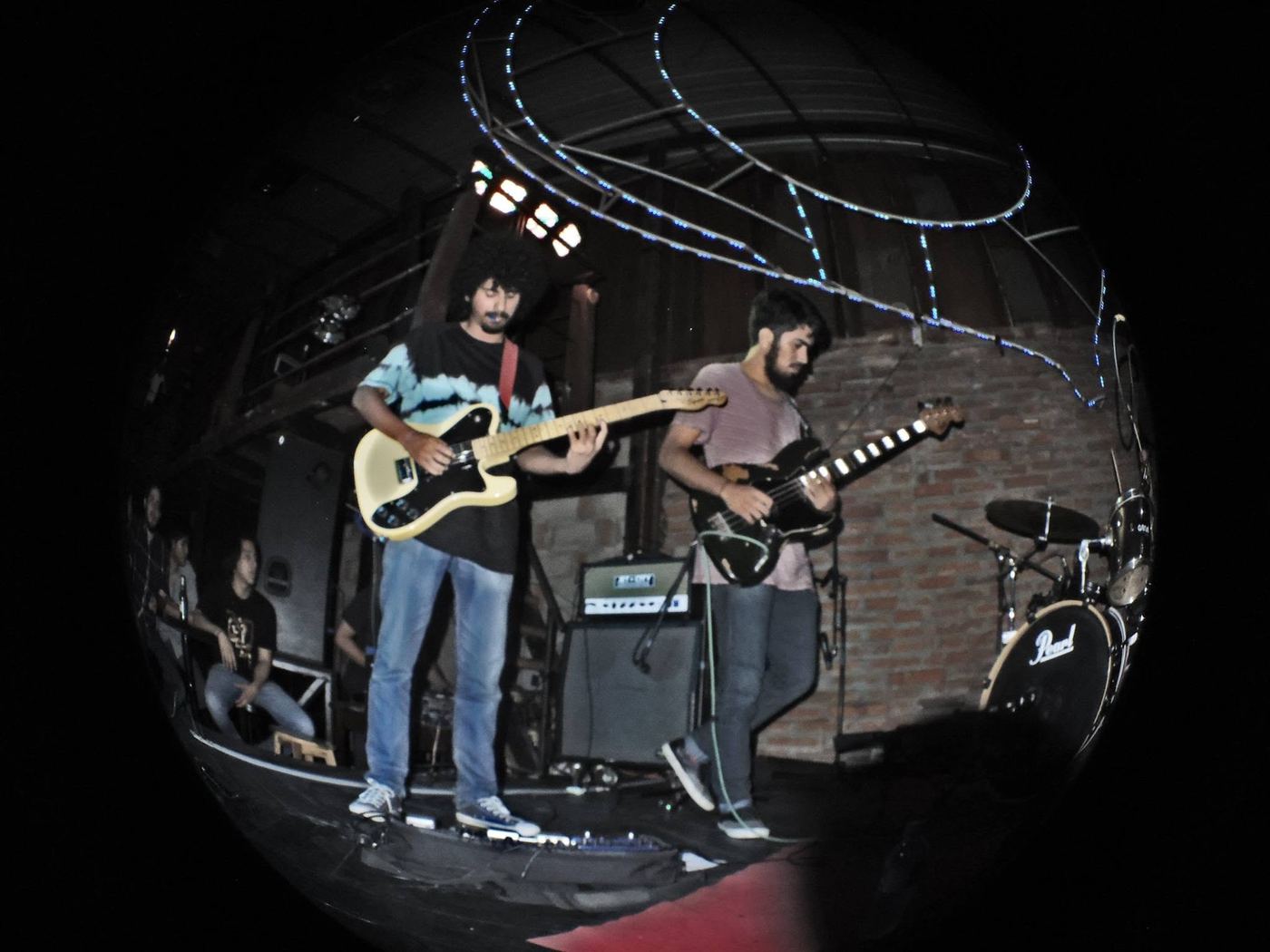 Guayaquil post hardcore band CABRAS return to a younger Ecuadorian scene that found them after they were gone 7 November 2016, by Angi Vasquez