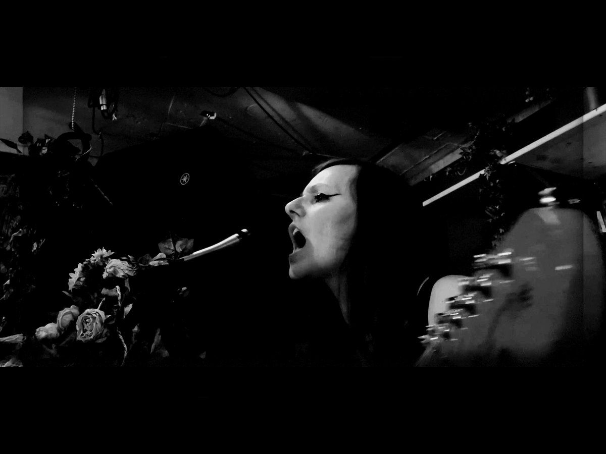 Swiss post-punk project Sauvageoness premiere their Bunker Paradise live film for two days 1 Sauvageoness