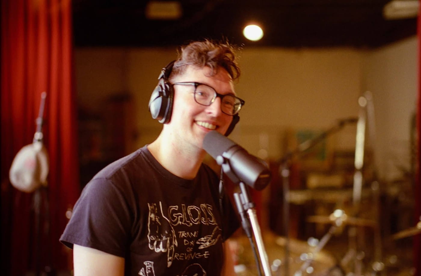 Montreal post-punks FEVER VISIONS bring years of DIY gigs into "This Place Is Full of Noises" 2 Fever Visions, recording, by Howard Bilerman