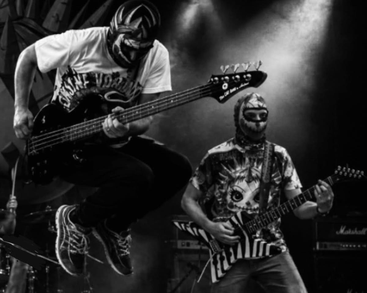 Florence's masked punk rock collective INSANE VOODOO DOLL revisit their punk roots and announce "Anthropo-cenere" 2 Insane Voodoo Doll
