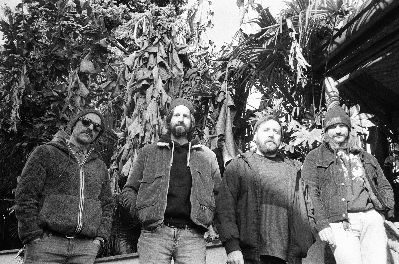 Milan post-rock band Threestepstotheocean pull their post-rock apart, premiere new epic "Death of Permanence"! 2 Threestepstotheocean