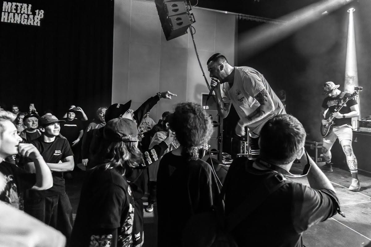 Sofia's EXPECTATIONS look back on seventeen years of melodic hardcore with “My Last Time to Shine” 4 Expectations live, by Metal Hangar