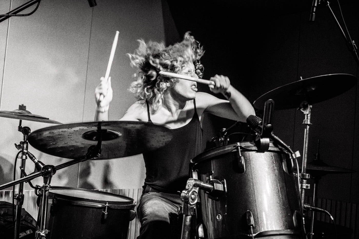 From Caru's bedroom to opening for Orchid: São Paulo "screamo fofo" band magnólia trace their place in Brazilian scene, comment on "ternura e violência" 11 Magnolia, by Samuel Barbosa (@registrosamuel)