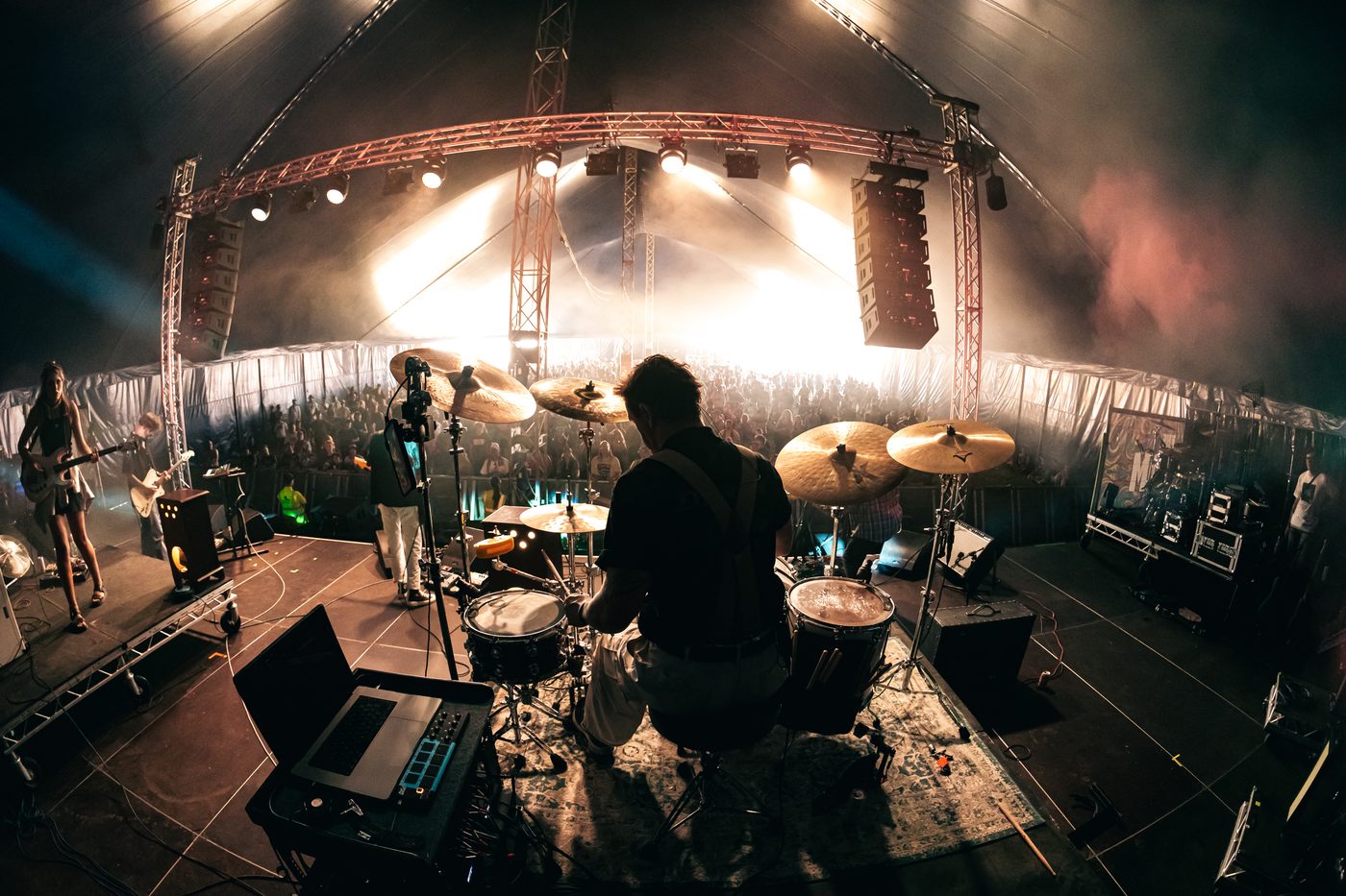 UK emo alt rockers GUILLOTINE return after six years with “A Lesser Key,” a record designed to fall apart as you listen 3 GUILLOTINE by @JezPennington, 2000trees2026