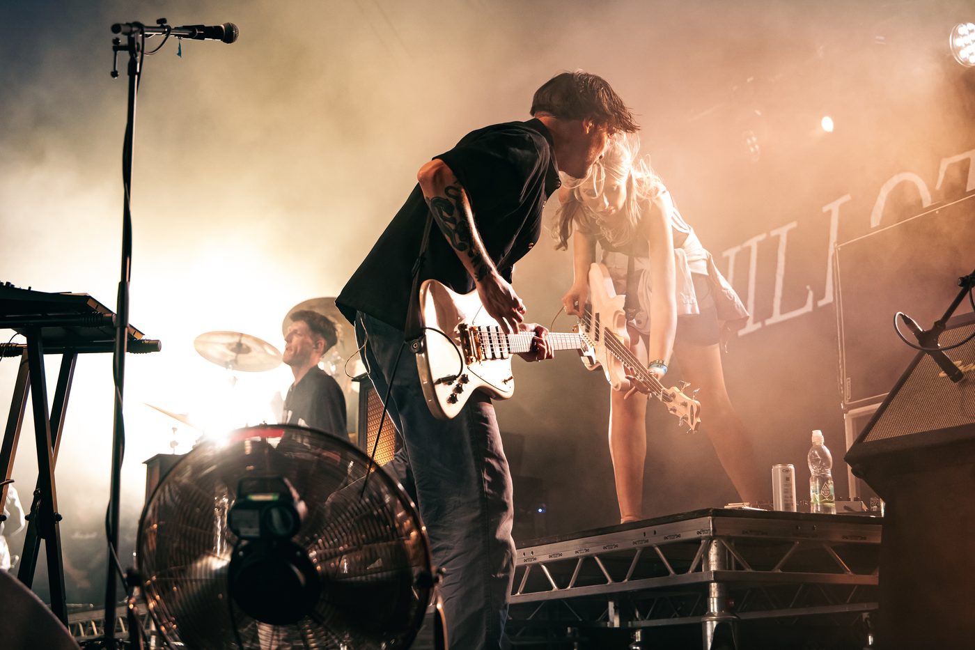 UK emo alt rockers GUILLOTINE return after six years with “A Lesser Key,” a record designed to fall apart as you listen 4 GUILLOTINE by @JezPennington, 2000trees2026