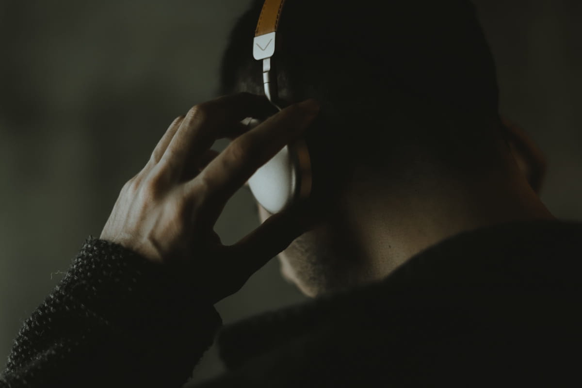 Headphones, by Sami Aksu