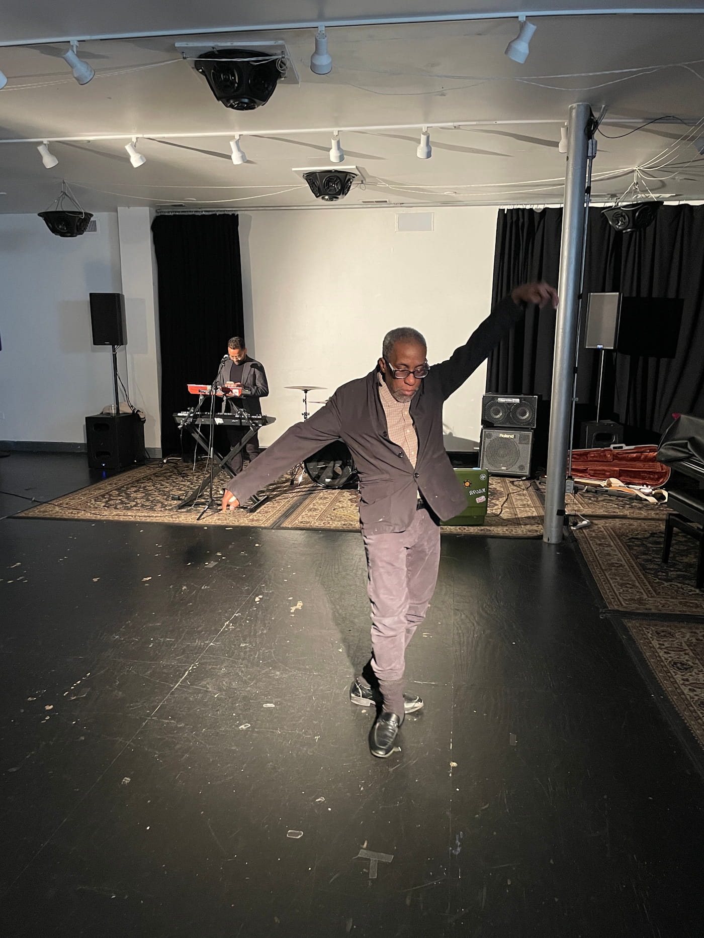 Chicago synth-pop trio FRENCH INHALER bring DIY dancer Charles Joseph Smith into their new "Haunt You" video 2 FRENCH INHALER