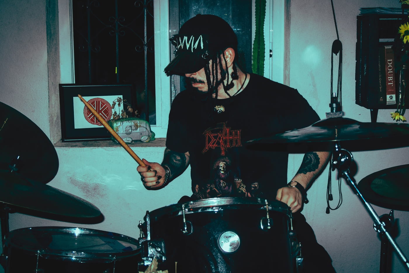 Guatemala crust punks LLVVIA bring three different routes through the local underground into their self-titled debut 6 LLVVIA by Nash