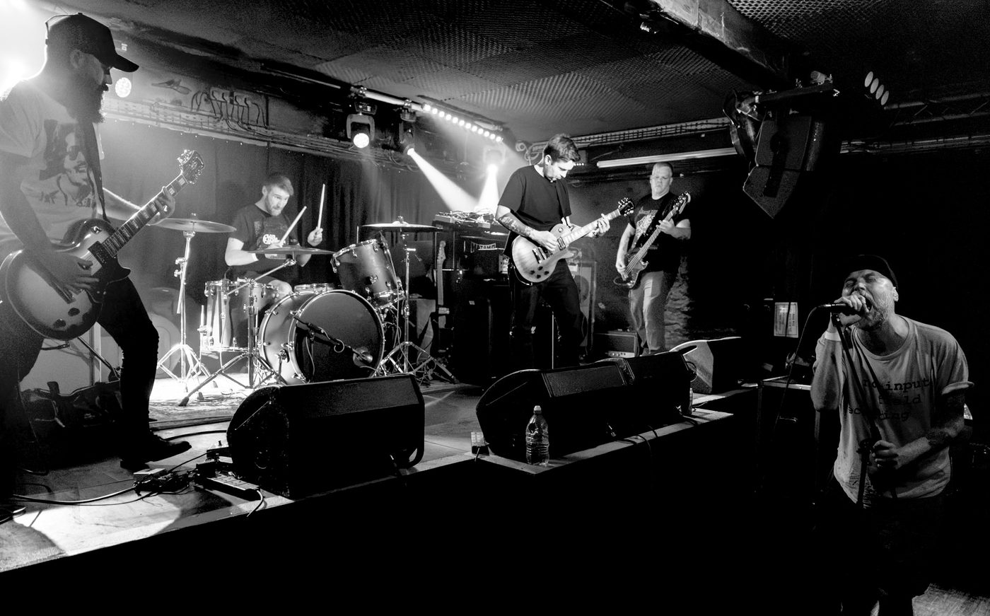 London sludge noise-rock band REMOTE VIEWING keep their absurd humour alive on politically charged "State Violence" 6 RemoteI Viewing, by James Greenoff