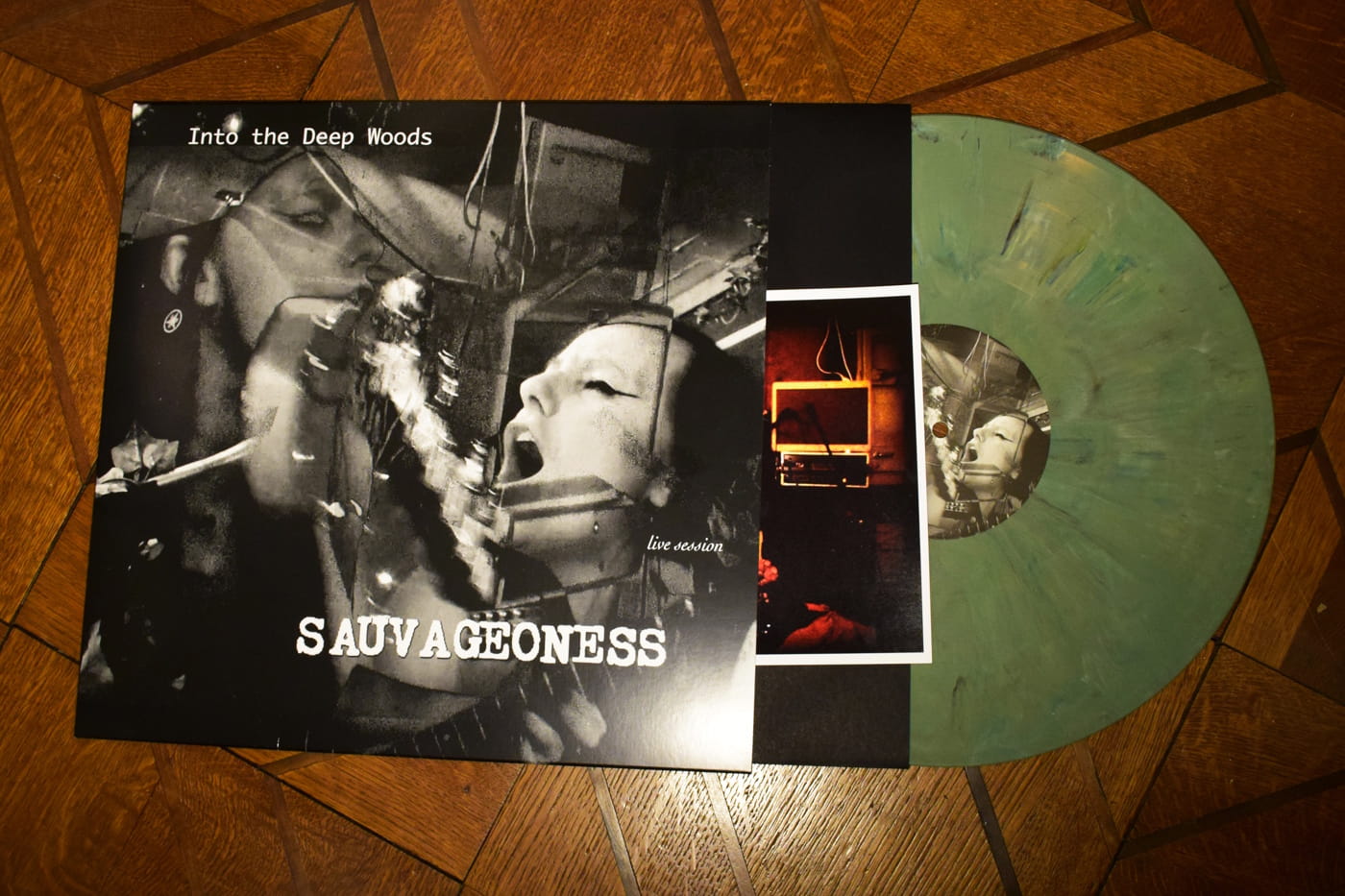 Swiss post-punk project Sauvageoness premiere their Bunker Paradise live film for two days 8 Sauvageoness